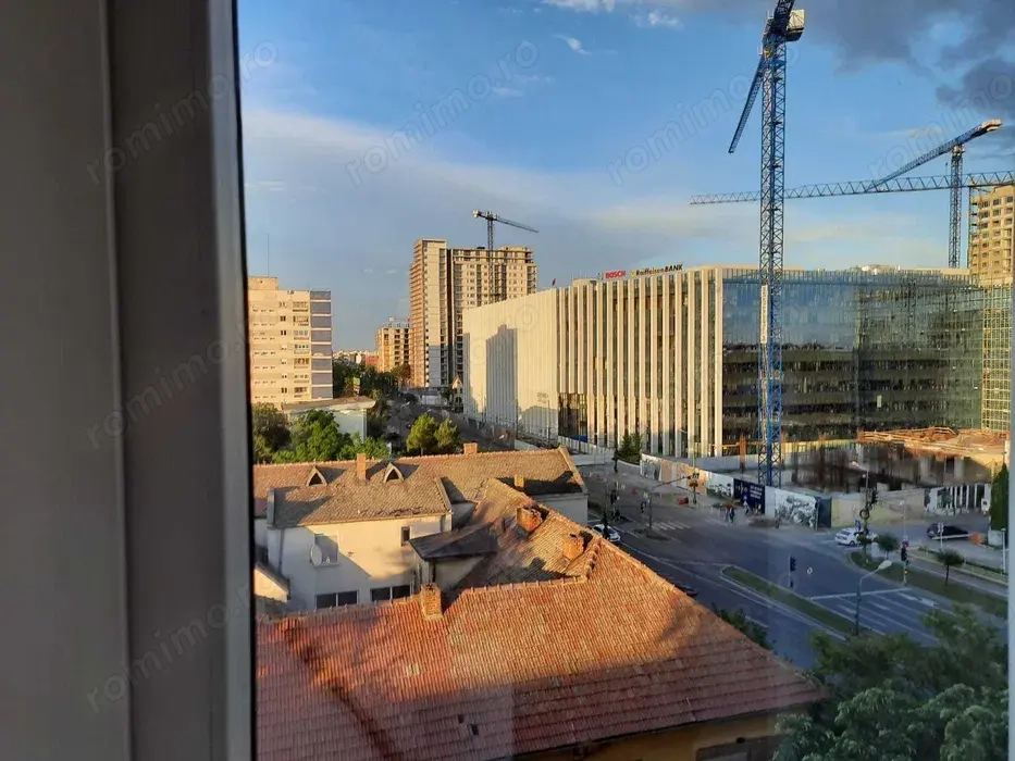 Inchiriez ap.o camera in Zona Take Ionescu, et.6 cu lift, suprafata utila de 36 mp.