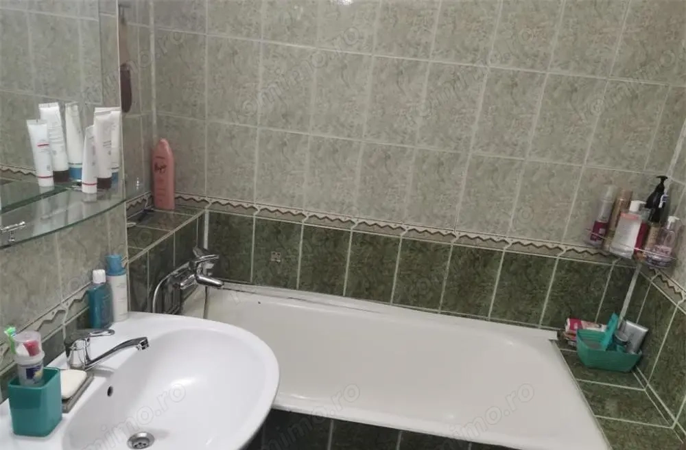 Apartament cu 2 camere zona Basarabia
