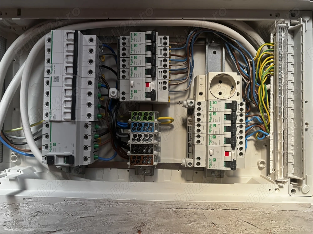 ELECTRICIAN DISPONIBIL 24h 7 Siguranta casei tale este prioritatea mea!