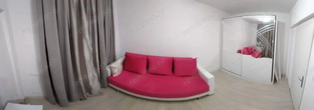 Garsoniera zona Titan 