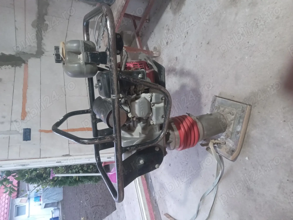 Mai compactor benzinar   perfect pentru șantier