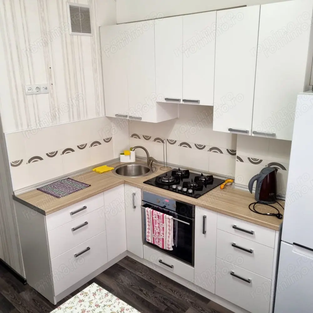 Garsoniera de inchiriat zona 1 Mai 