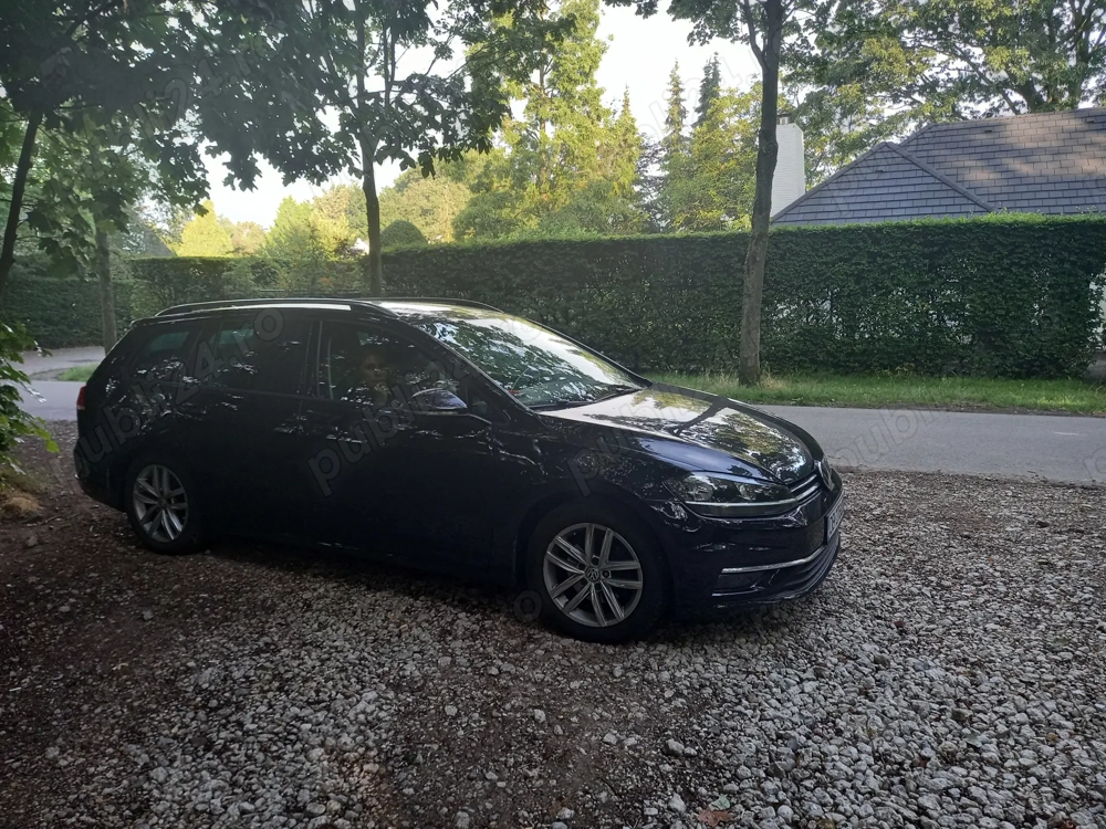 W.Golf 7 1.6 tdi model 2019,199999km ,kit distributie schimat original cauciucurii noi baterie noua