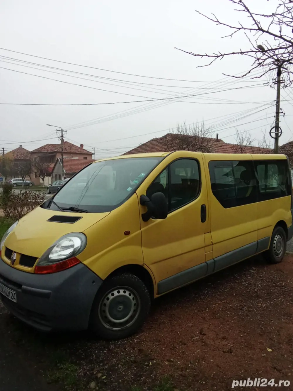 renaul trafic varianta long 1.9 dci 8+1 