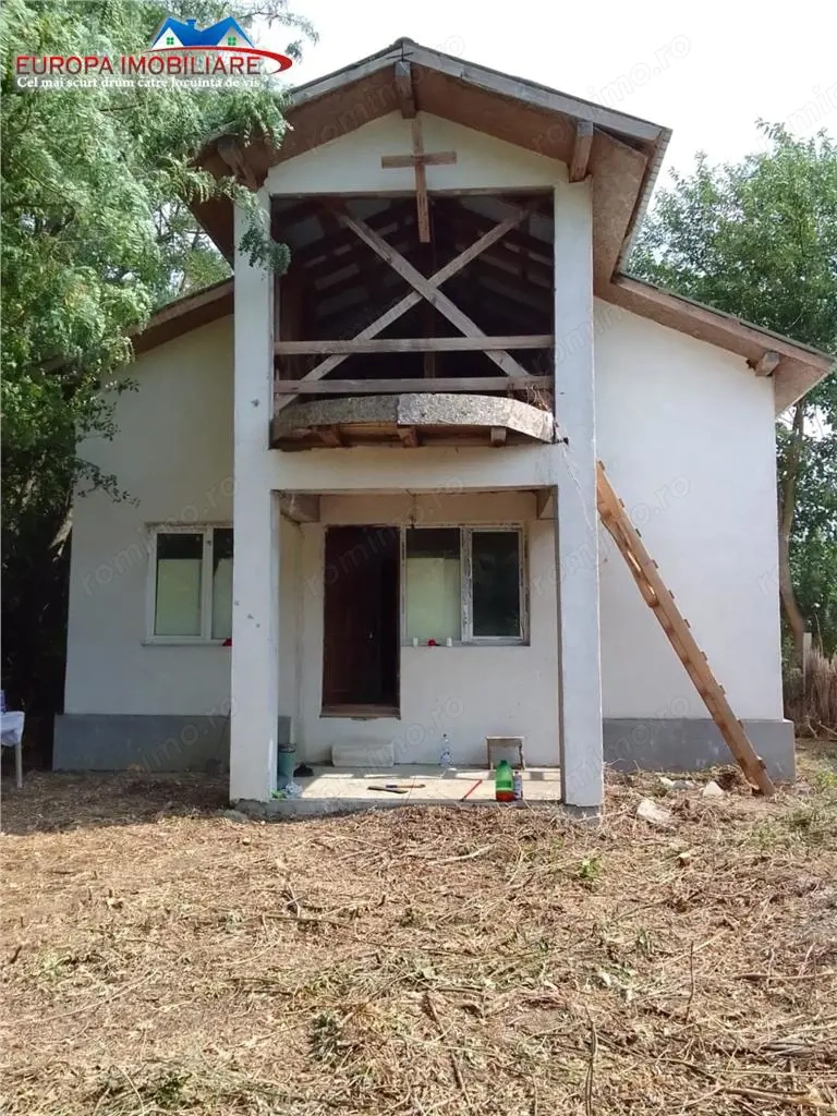 Casa P+M si teren intravilan de vanzare in localitatea Patlageanca-jud Tulcea