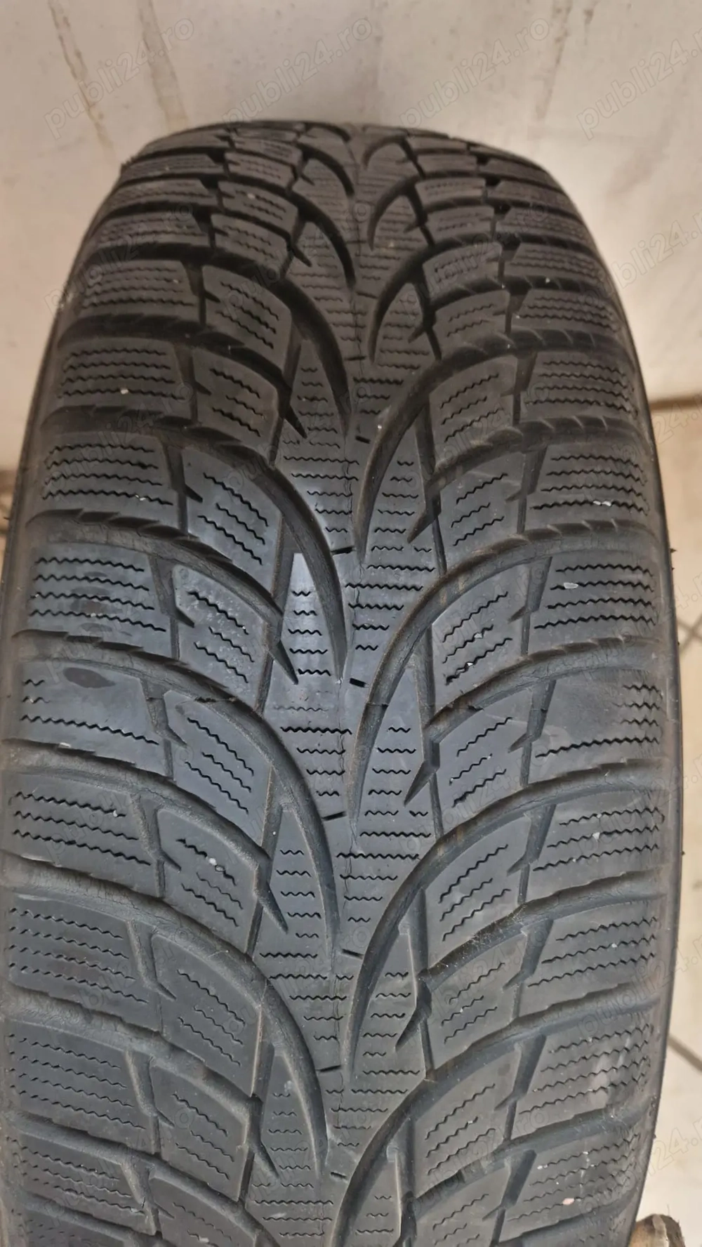 Roți complete Hyundai R15 – Jante Originale cu Anvelope 185/65 R15: