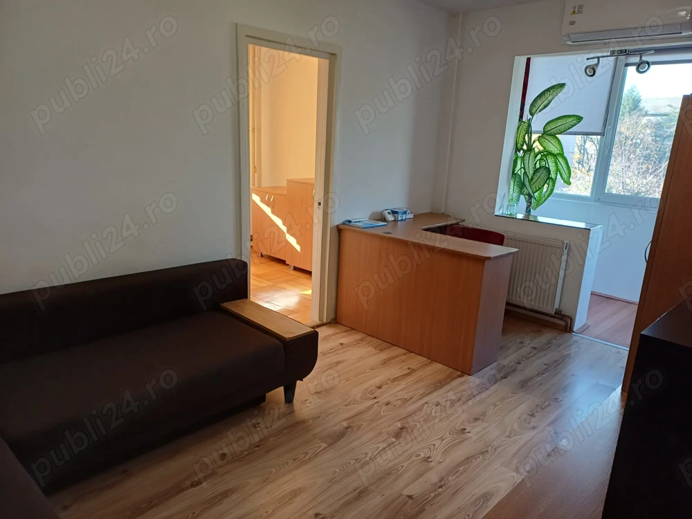 Dacia de vanzare apartament cu 3 camere transformat in 2 camere + dressing