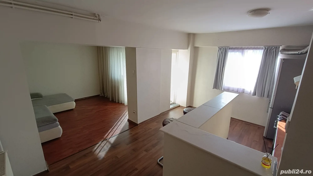 Proprietar, închiriez apartament 3 camere exact la gura de metrou Obor