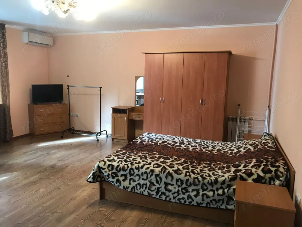De vanzare apartament cu o camera in zona Bucovina