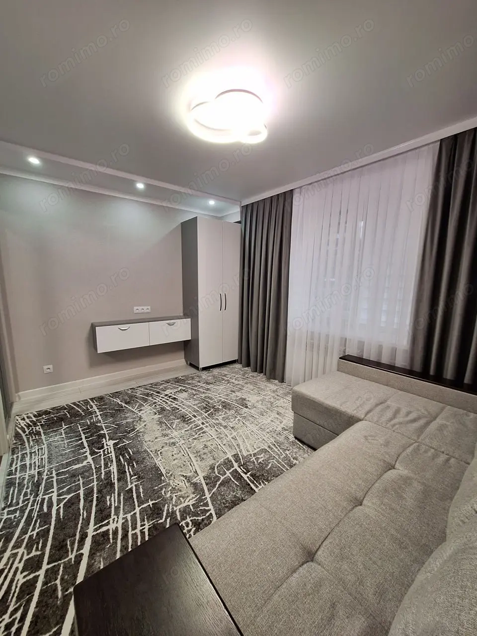 De vanzare apartament cu o camera in zona Take Ionescu
