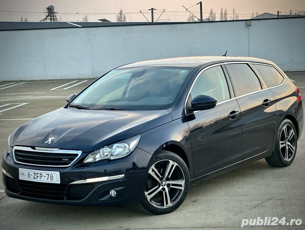 Peugeot 308 SW 1.6 BlueHdi 120cp 2015 Piele Panoramic