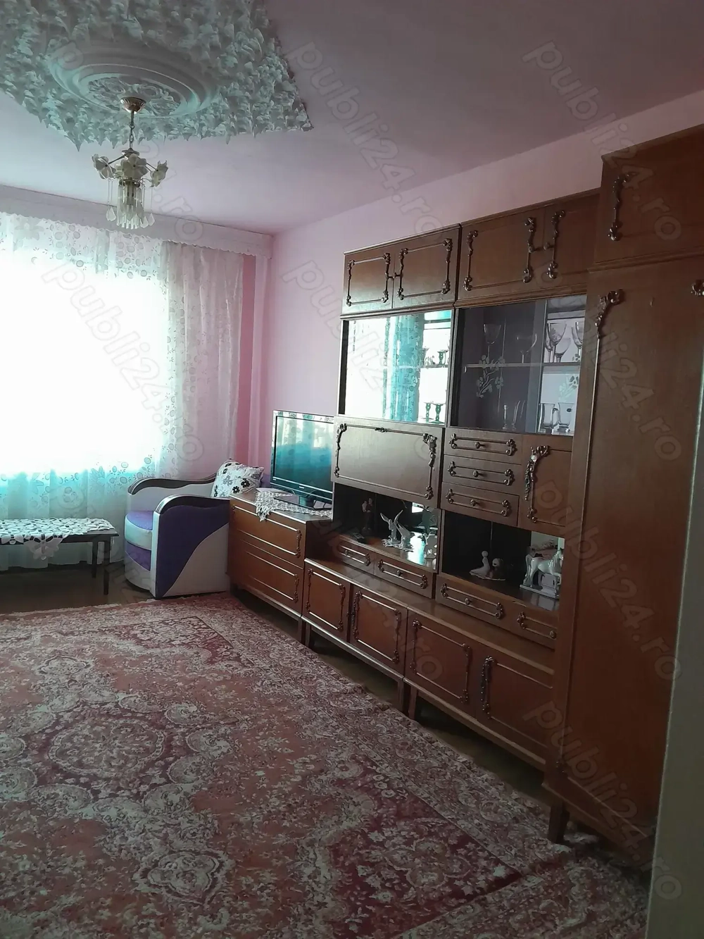 Apartament de închiriat pe termen lung