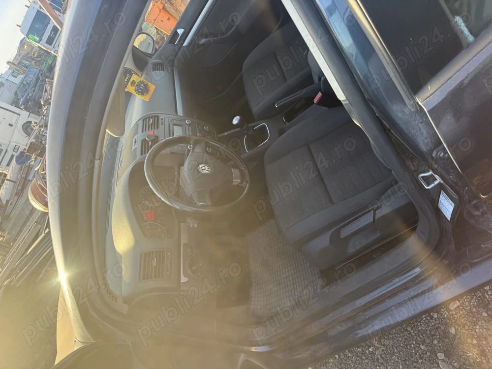 Golf 5 1.4 benzină 