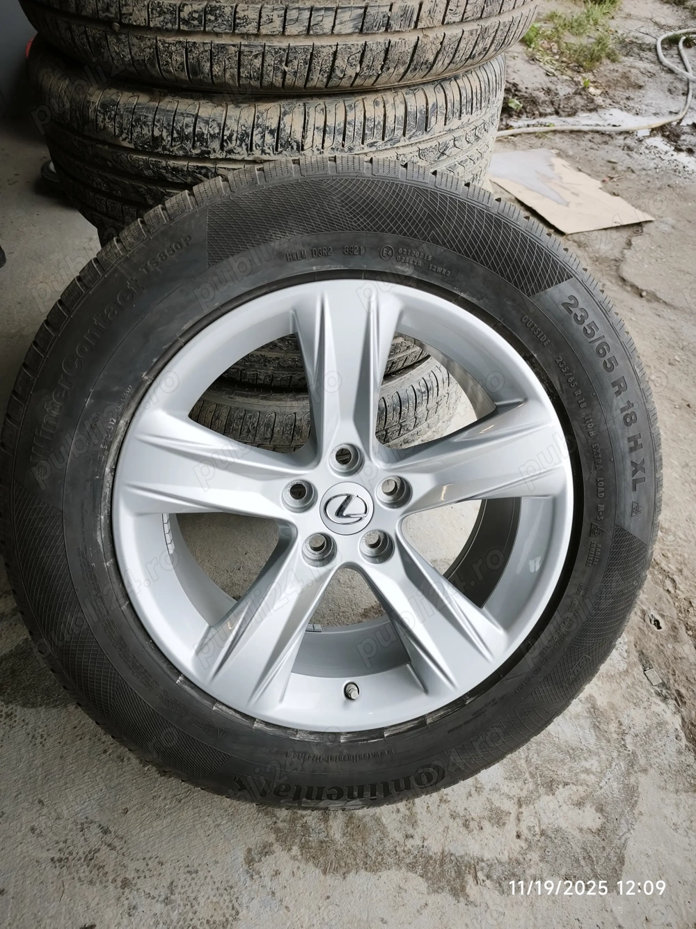 Vând roti Lexus RX R18