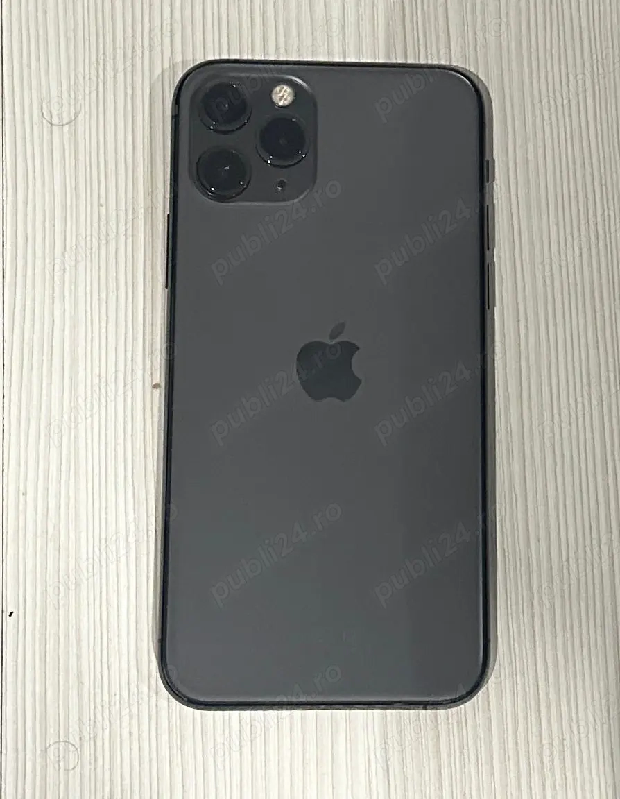 Vind iPhone 11 PRO 256 GB stare impecabila