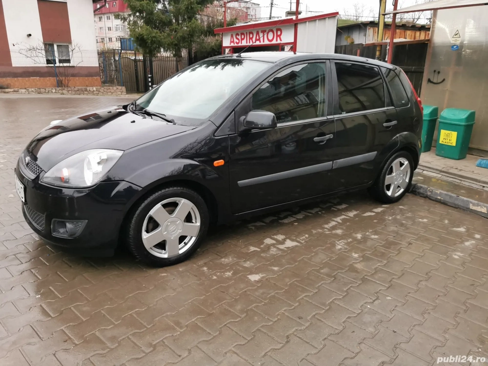 Ford fiesta impecabil 