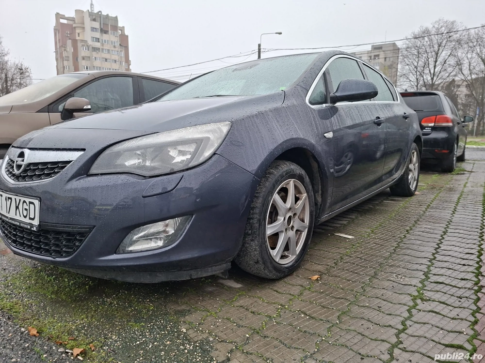 Vând Opel astra  1.7 diesel 