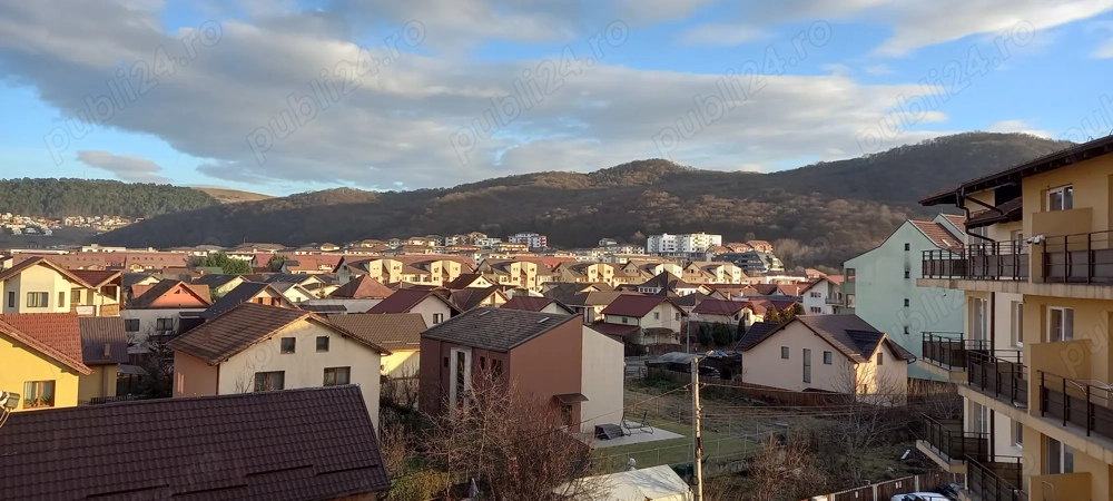 Vand apartament finisat de 2 camere situat la etaj intermediar,  44mp, cu parcare in Floresti.