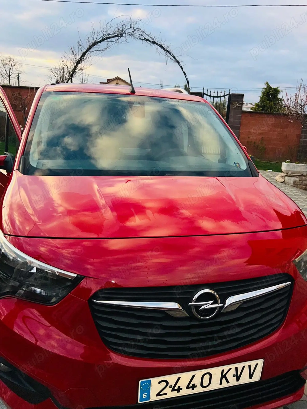 Vand Opel Combo 1.5, an 201o, 130Cv