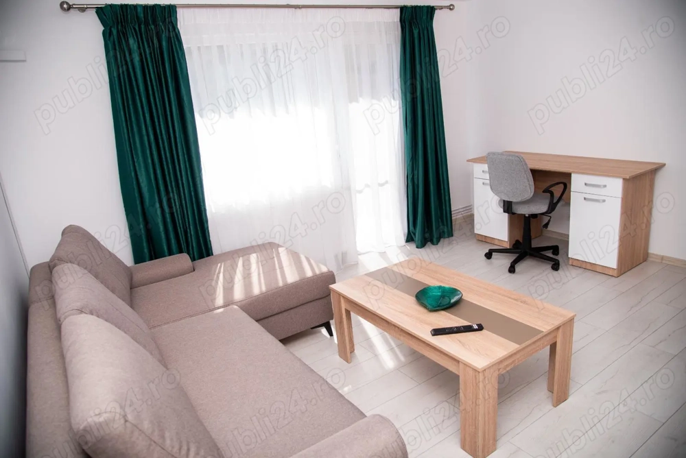 Inchiriez apartament , 2 camere , semidecomandat , etaj 4 , Splaiul 1 decembrie , cu vedere superba