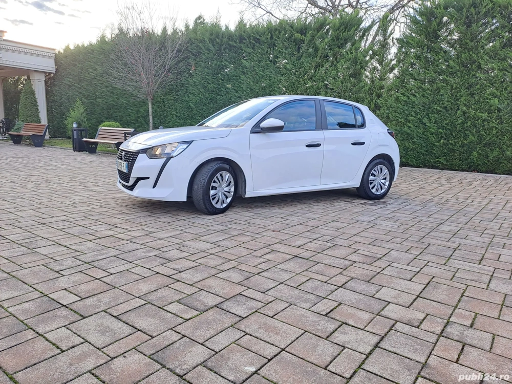 Peugeot 208 purtech 1.2 benzina