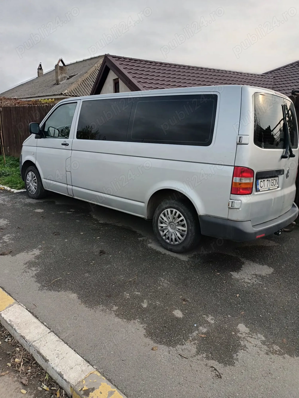 Vand schimb Vw T5,8+1 modelul lung 1,9 diesel,an fabricație  2009