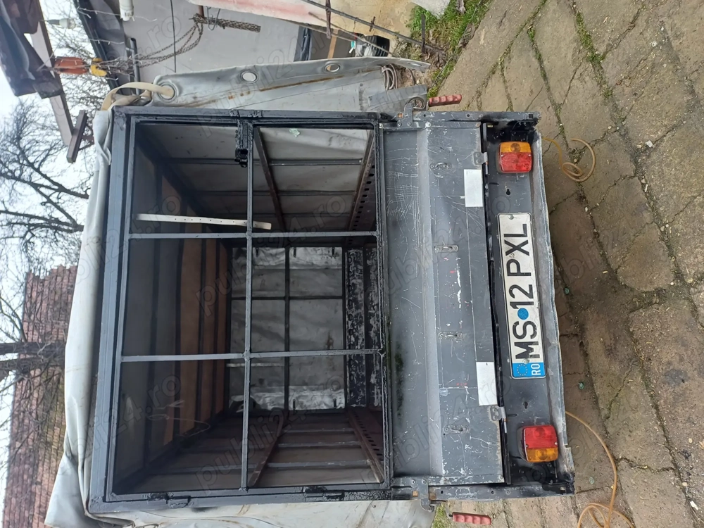 Remorcă de vânzare 