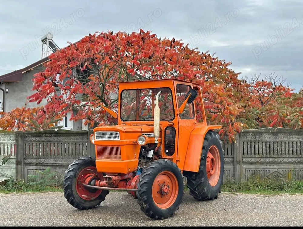 Tractor u445 DT