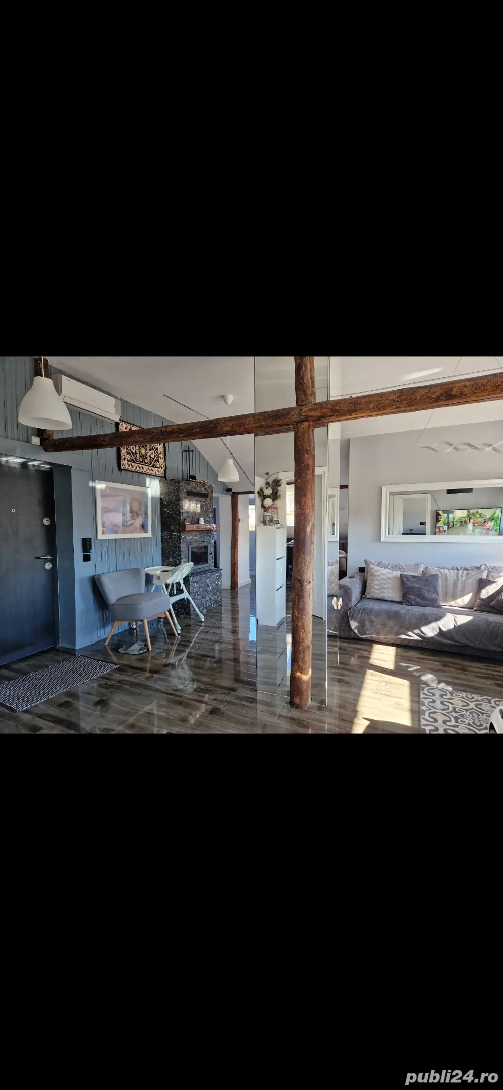 vand apartament 4 camere