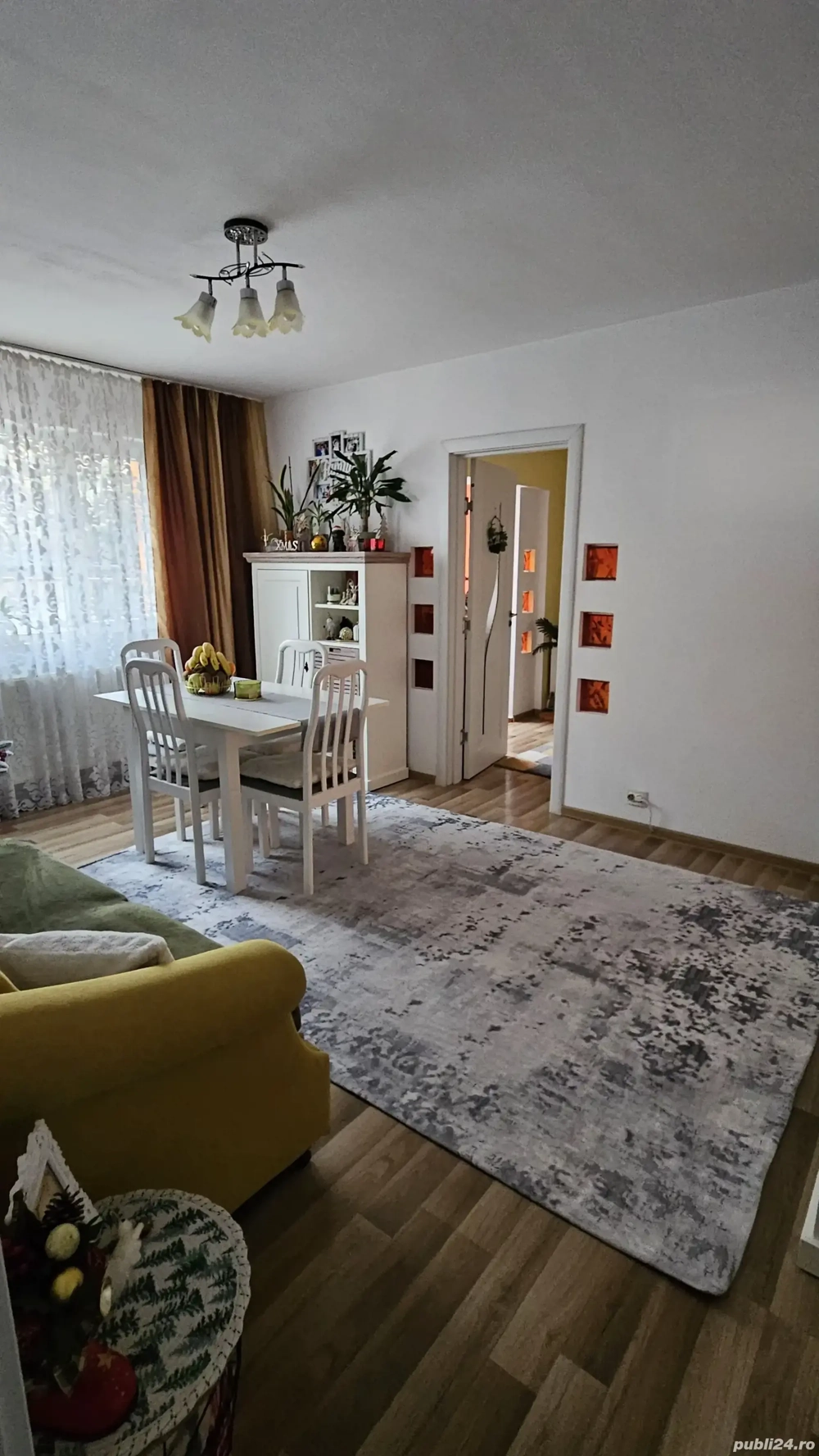 Apartament de vanzare cu 2 camere- 45 mp utili.