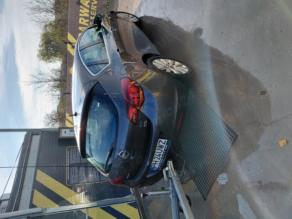 De vanzare Opel astra j 