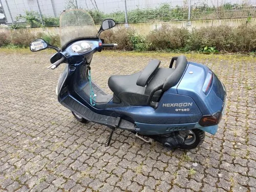 Piaggio Hexagon 250 ccm.