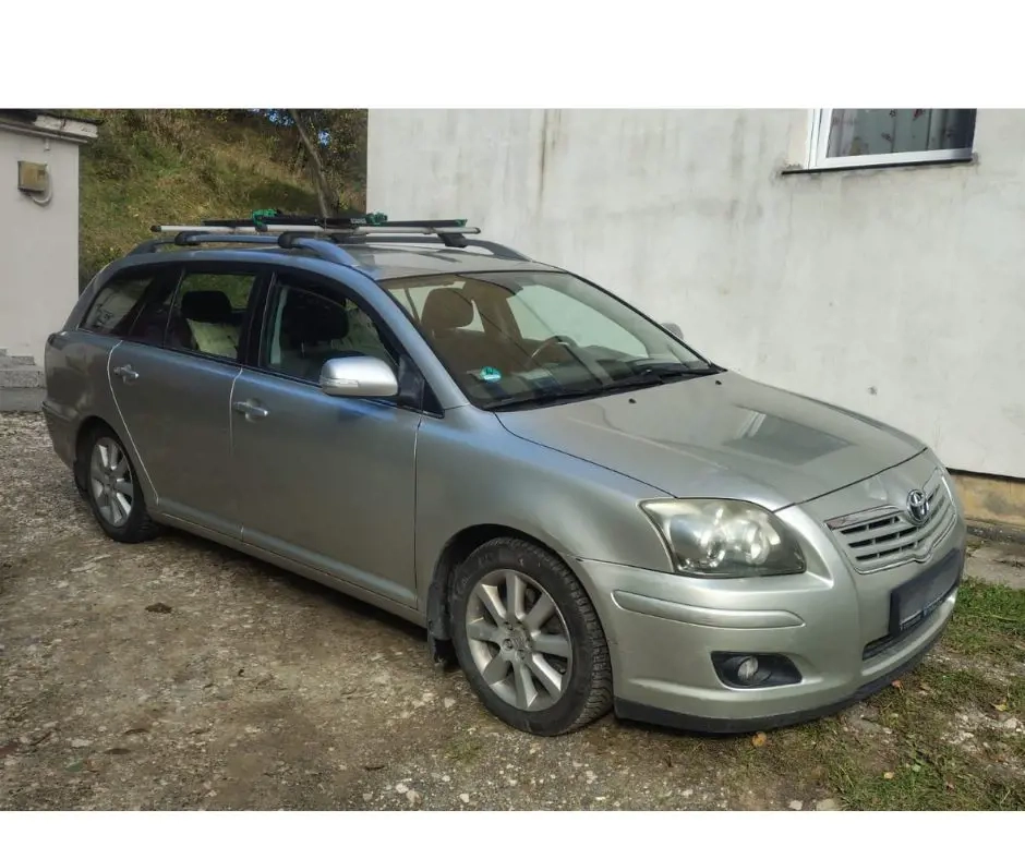Toyota Avensis T25
