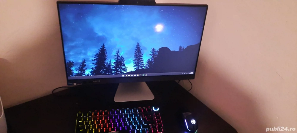 PC all in one Procesor Intel  Core  i7-1255U Intel UHD Graphics