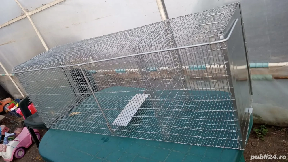 Vand cusca pentru pisici,dihori...