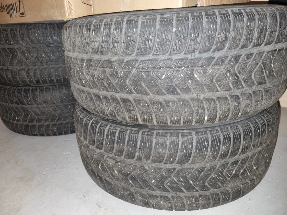 Cauciucuri de iarna PIRELLI 255/40R21 