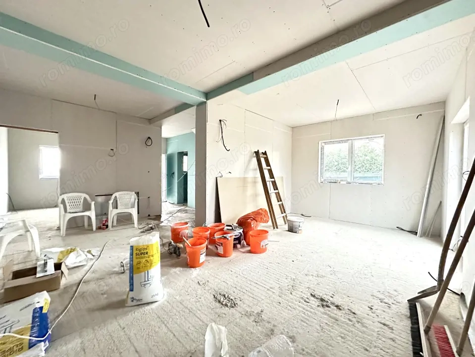 Duplex spatios, 4 camere, 115 mp utili, 300 mp teren - Ghiroda 