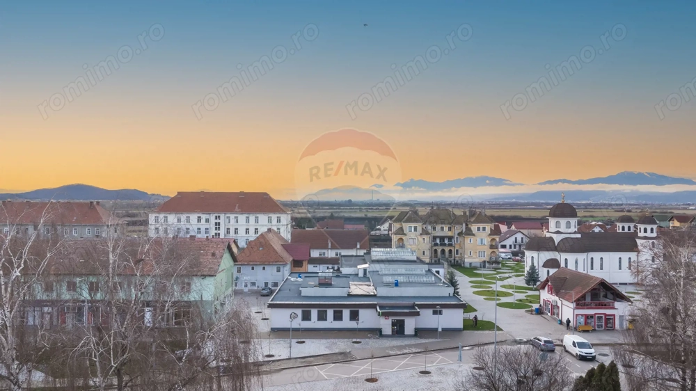 Spații comerciale de închiriat în Bod, suprafață 535 mp,  3 intrări