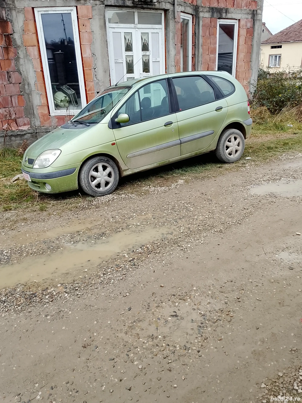 de vanzare fara acte 300 e