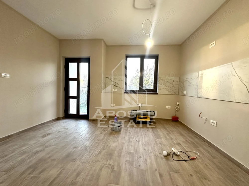 Casa de vanzare cu 530 mp teren in localitatea Utvin