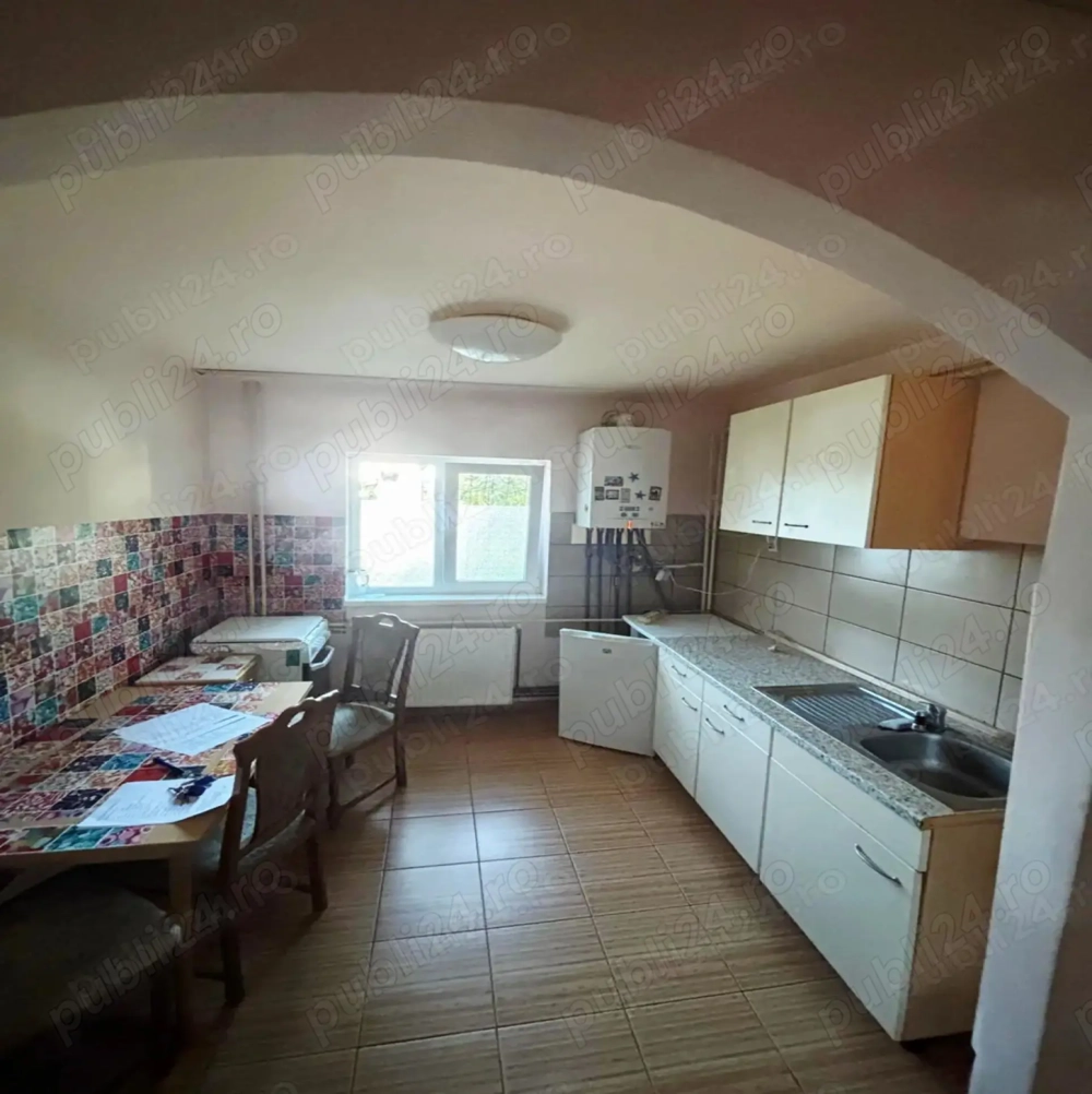 Apartament 2 camere decomandat Girocului Crivaia langa Biserica Martirilor amenajat
