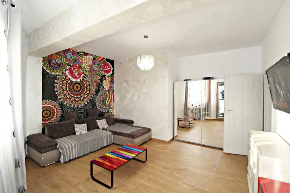 Mamaia Nord, apartament cu 2 camere, la 200 ml de plaja. Termen lung.