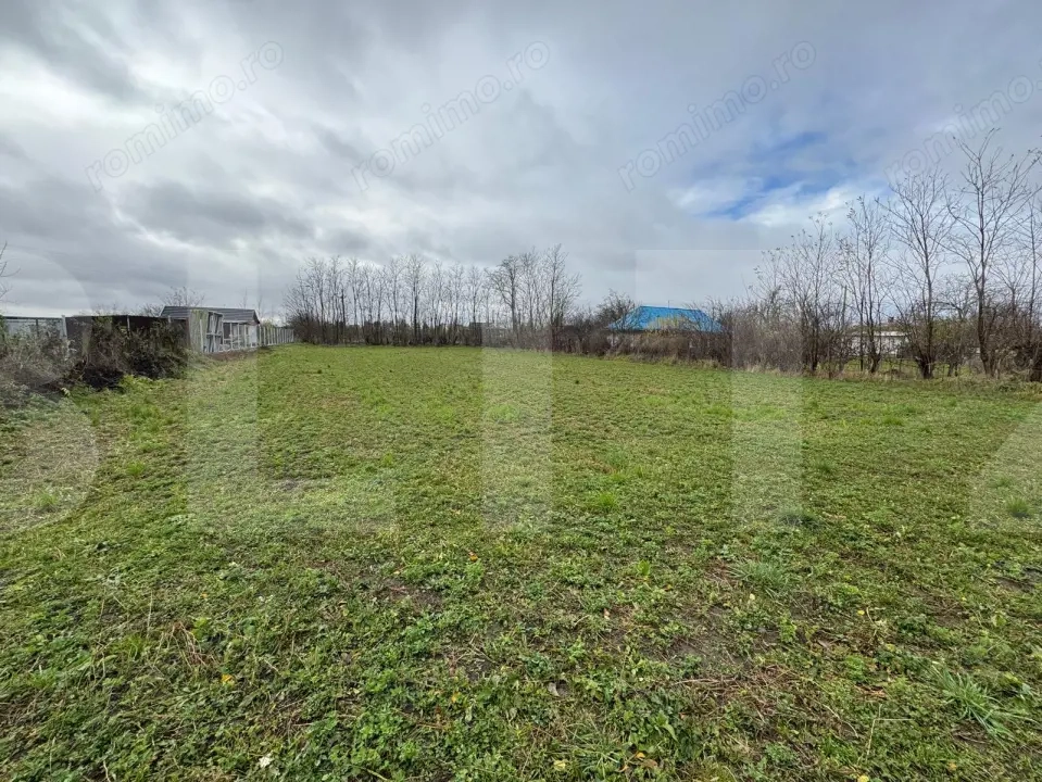 Casa batraneasca cu teren intravilan Bucecea