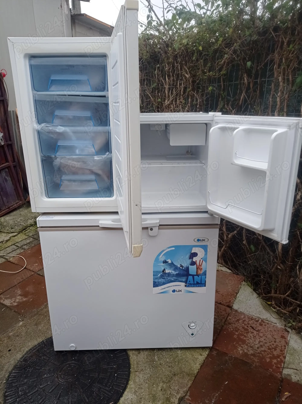 Lada ,congelator,și frigider mic