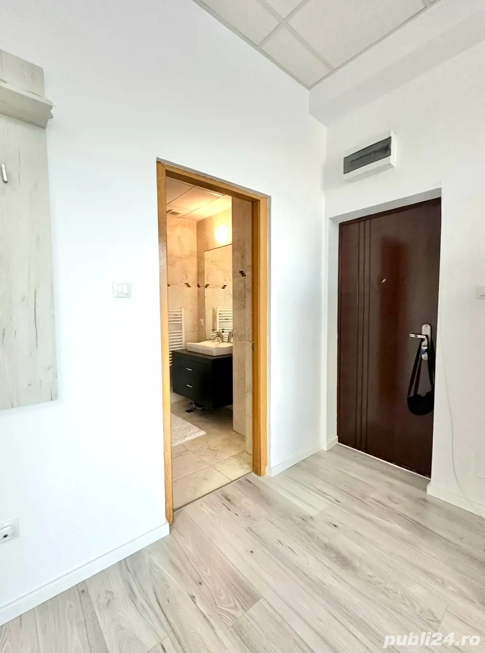     DE VÂNZARE ! FĂRĂ AGENȚIE      