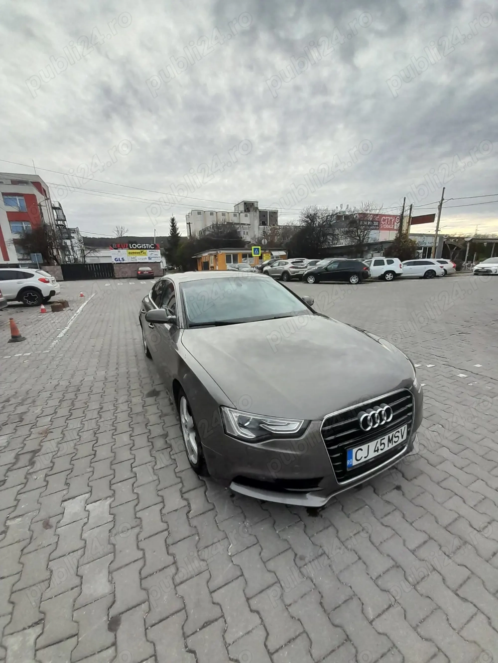Vând  Audi,A5,an 2013,motor TDI 2000,177 cp,automata