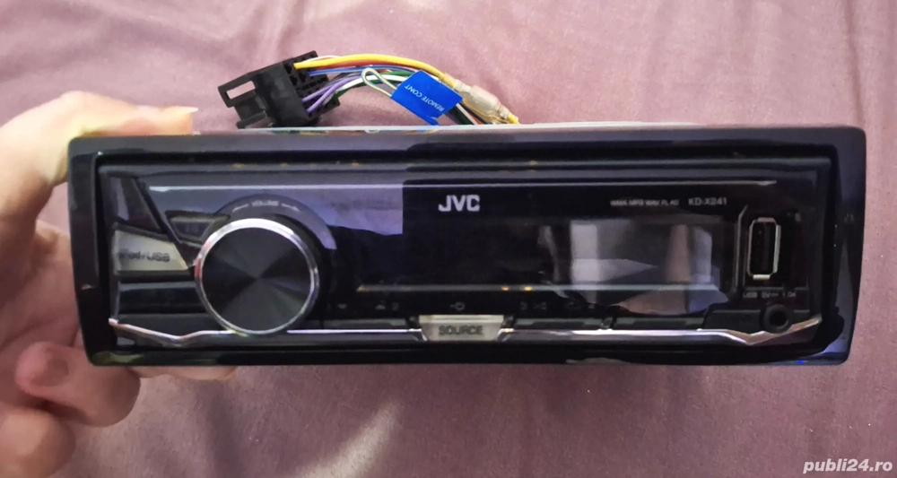 Vând MP3 player auto JVC KD-241,4 50W,USB