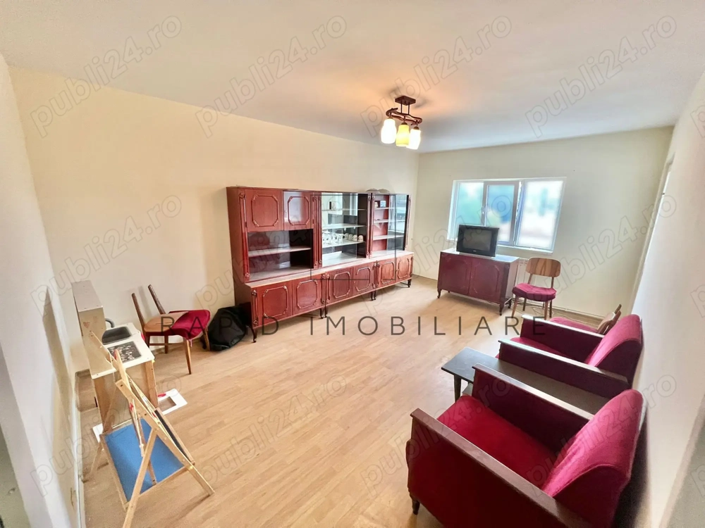 3 Camere - Nae Leonard - Brutaria Razboieni -Apox. 72 mp - 83800 E Neg