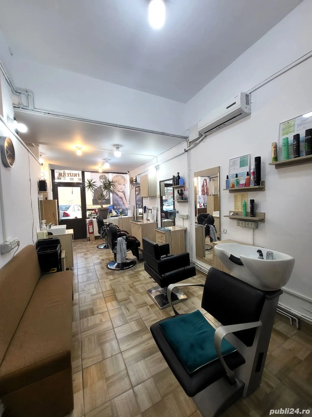 inchiriem post cosmetica