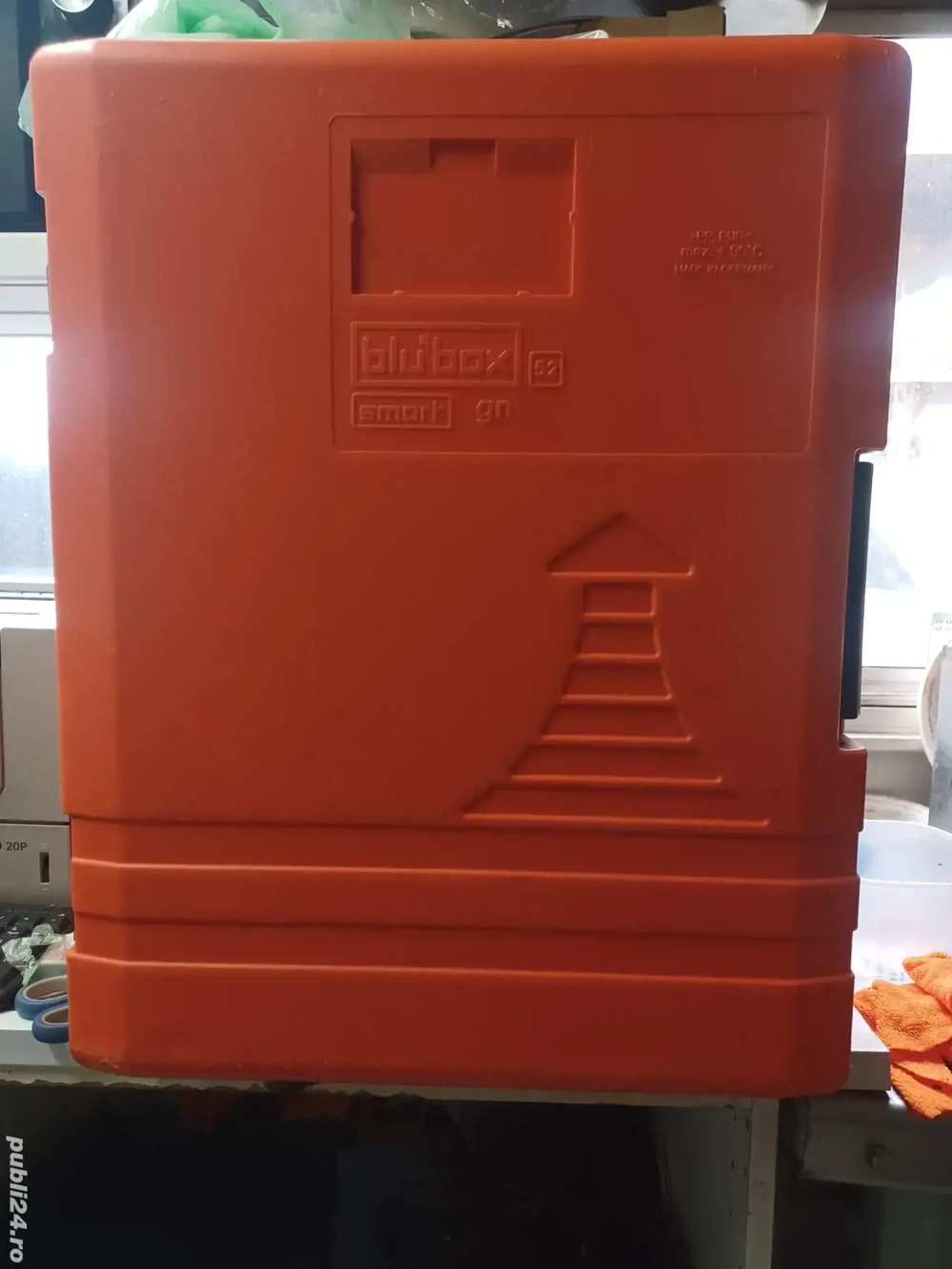 Container termoizolant